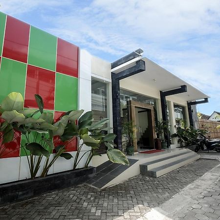 Malioboro Garden Hotel Yogyakarta Dış mekan fotoğraf