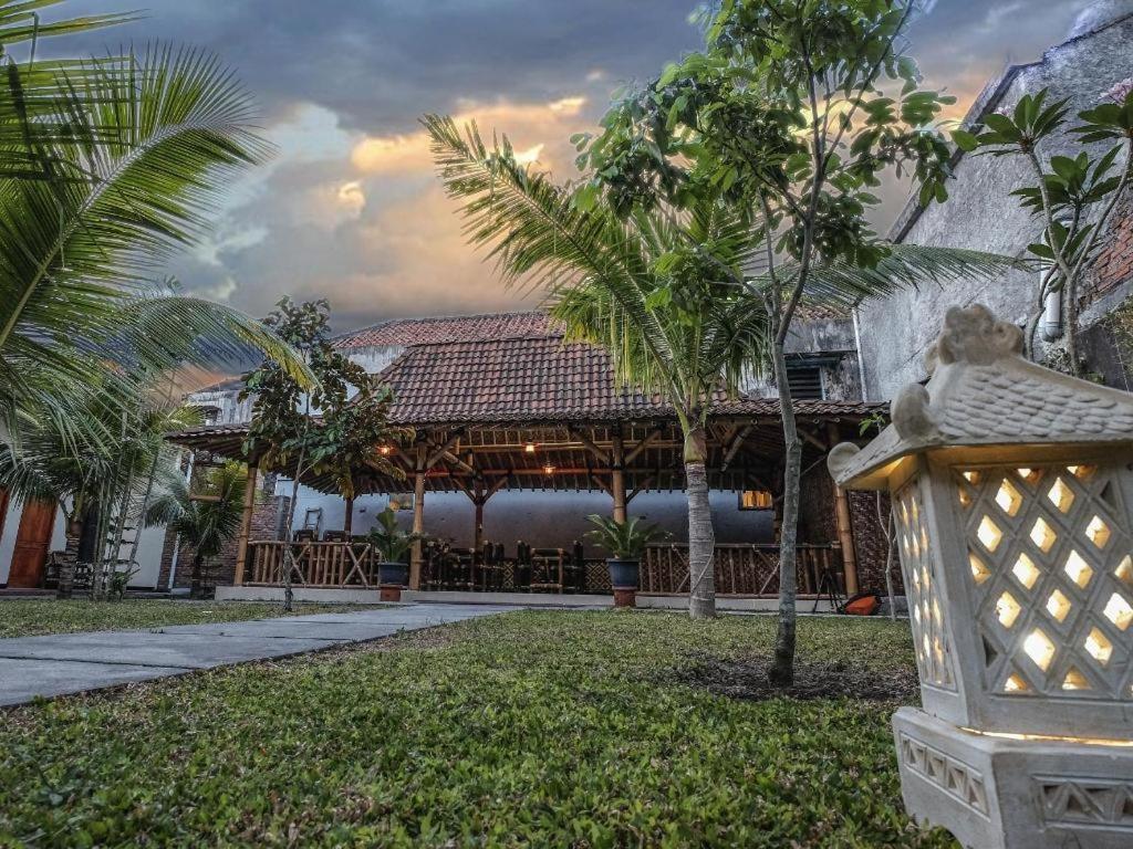 Malioboro Garden Hotel Yogyakarta Dış mekan fotoğraf